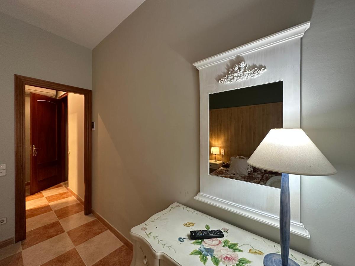 Hostal Bonavista Cervera  Buitenkant foto